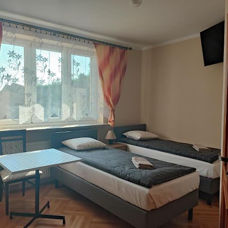 Pokoje Goscinne Skawina Exterior foto